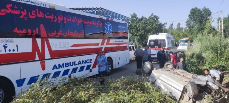 تصادف دو دستگاه پژو پارس در جاده پیرانشهر ـ سردشت با ۸ مصدوم اعزامی