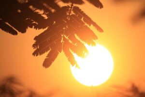 پیش‌بینی کاهش یکی دو درجه‌ای دما در خوزستان