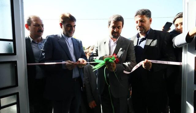 افتتاح سالن ورزشی چندمنظوره مهاجران همدان پس از ۱۰ سال انتظار