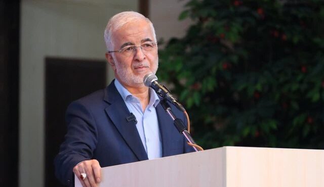 پروژه عظیم ۱۰۰ مگاواتی برق خورشیدی اراک، گامی بزرگ برای رفع ناترازی انرژی