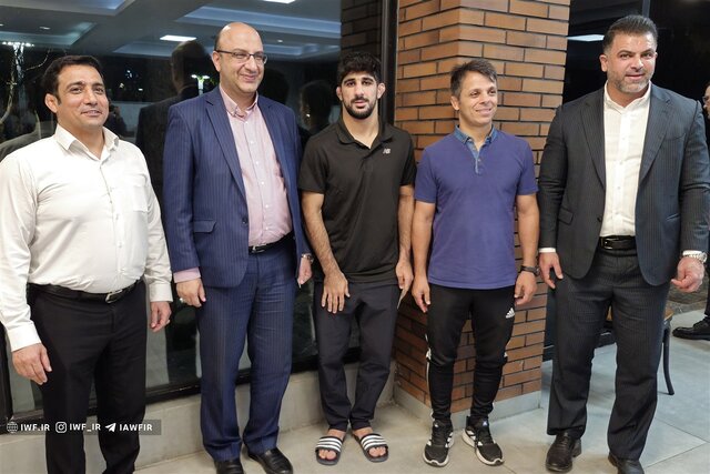 تجلیل ۴ هزار دلاری از ۸ خوزستانی تیم ملی کشتی فرنگی