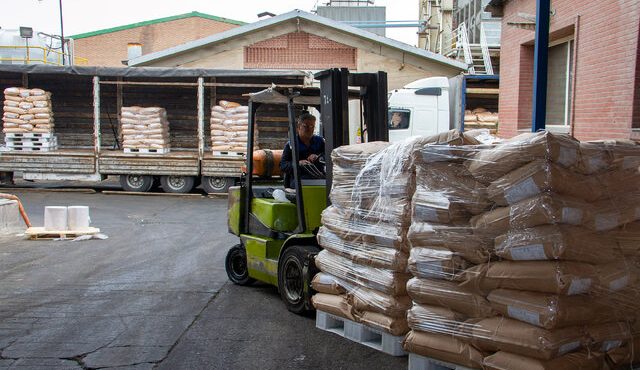 صادرات ۴۵۰ تن شیر خشک از سبزوار به کشورهای گرجستان، سوریه و پاکستان