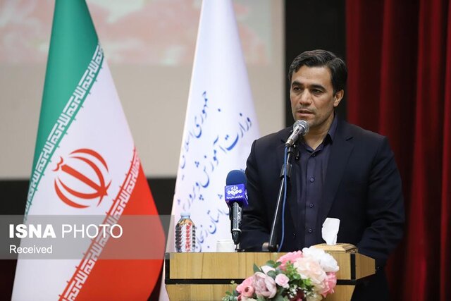 مدیرکل آموزش و پرورش زنجان نسل آگاه امروز اجازه نخواهد داد دشمن واقعیت‌های کشور را تحریف کند