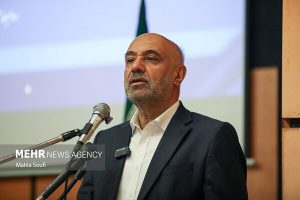 وزیر کار به دیدگاه‌های دانشجویان در فراخوان عدالت شغلی پاسخ می‌دهد