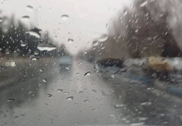 رگبار باران و رعدوبرق مناطق مختلف زنجان را فرا می گیرد